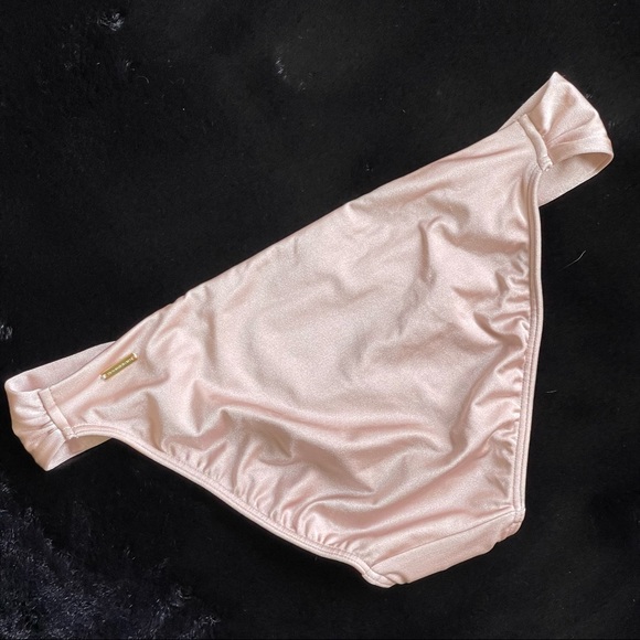 32B 36C Vs Victoria’s Secret Bombshell/Miraculous adds-2 cups  Bikini swim 2 pc - Picture 9 of 16